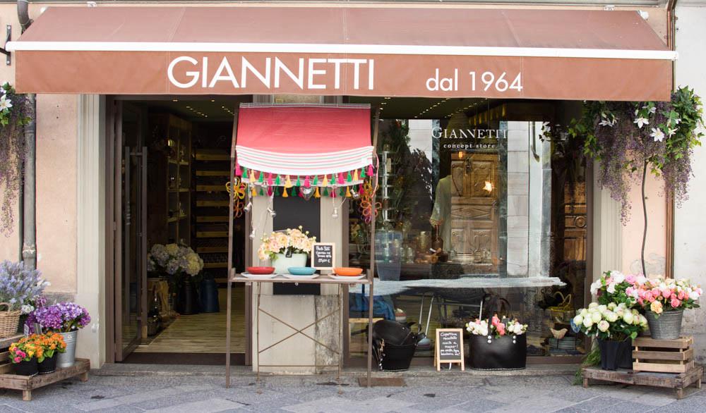 Giannetti display 